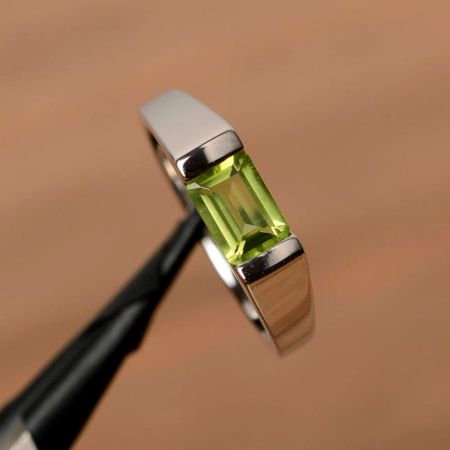 Feminine Opal 925 Sterling Silver Band Ring